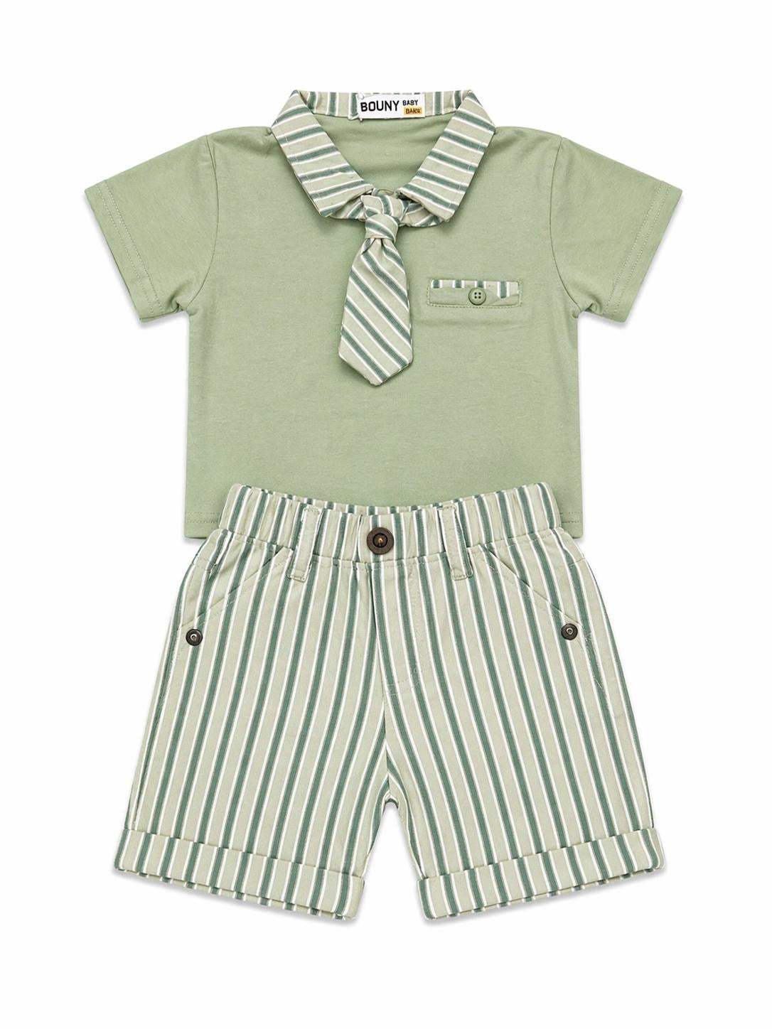 043. Completo Elegante Riga Verde con Collo Cravatta